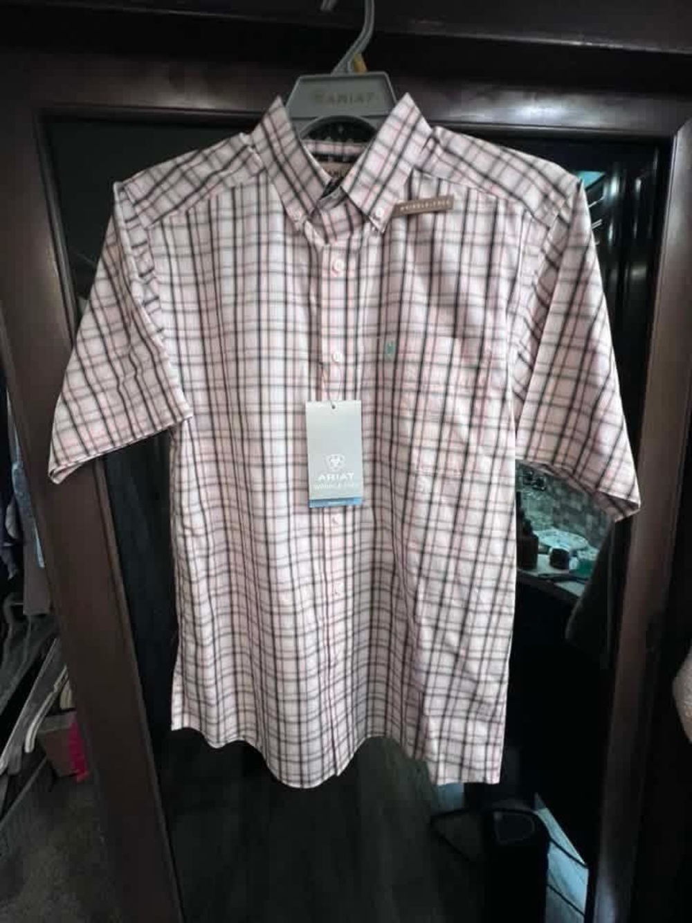 Ariat Men’s Light Pink Plaid Short-Sleeve Button-Down Shirt